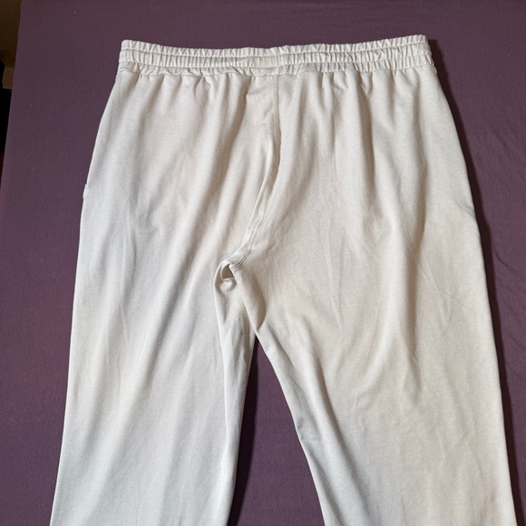 Vuori Performance Jogger in Ecru Heather (Beige) - Size Large - Picture 5 of 6